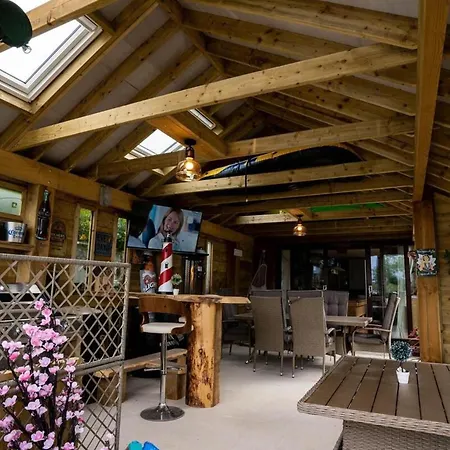 Villa 5 Bed Coastal Fethard-on-sea Hook Penisula Wexford